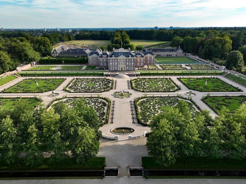 Apeldoorn: Het Loo Palace Entry Ticket - Palace Gardens Exploration