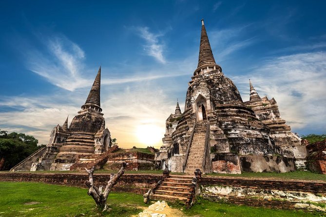 Ayutthaya Temples and Ayothaya Floating Market From Bangkok - Booking Information and Pricing