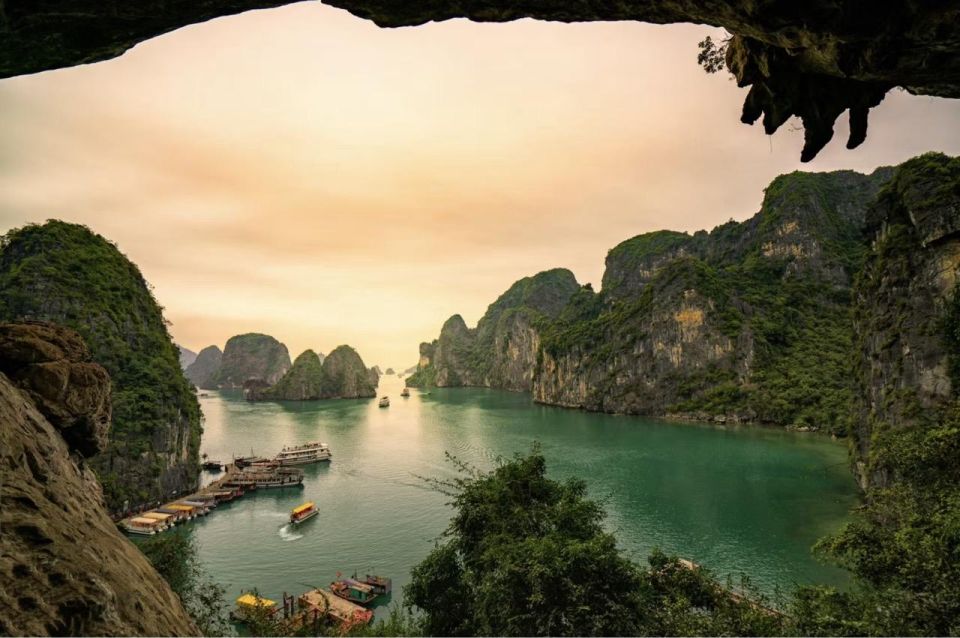 Bai Tu Long Bay Sail Away in 2D1N - Recommended Items