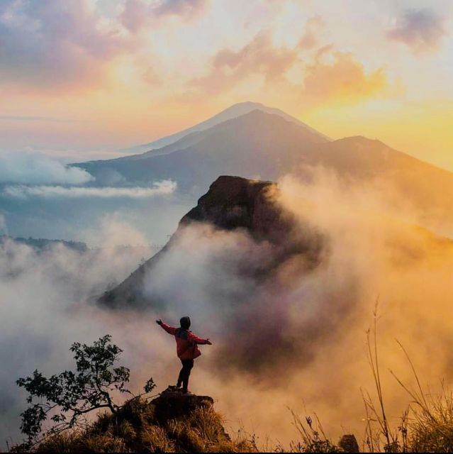 Bali: Mount Batur Sunrise Hike With Breakfast & Hot Springs - Location and Booking Details