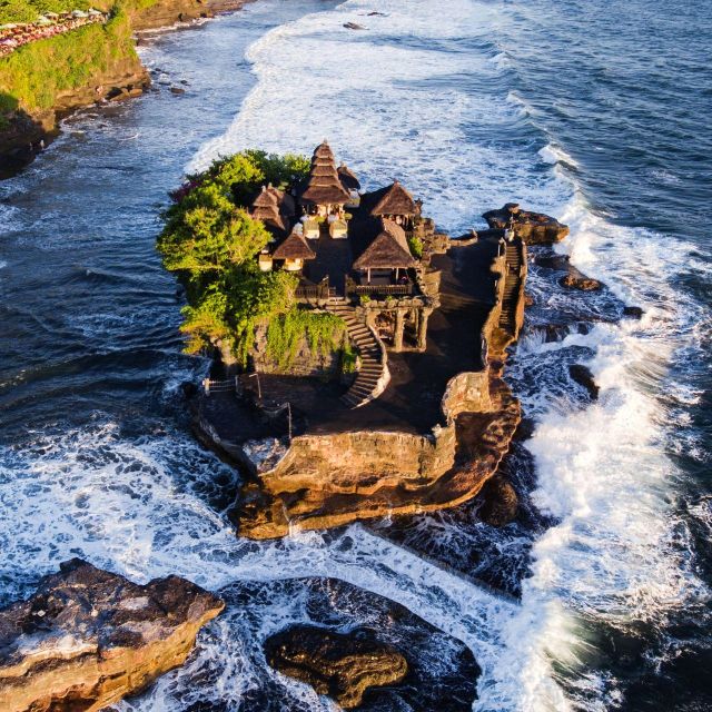 Bali Tanah Lot Temple Tour - Breathtaking Landscapes and Photo Ops