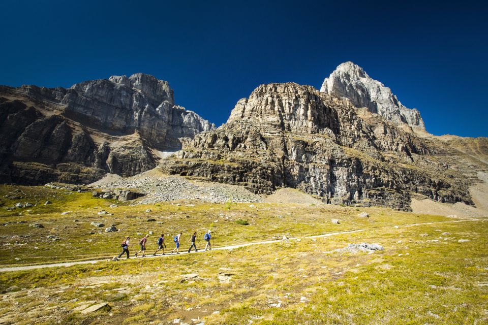 Banff National Park: Guided Signature Hikes With Lunch - Location Information