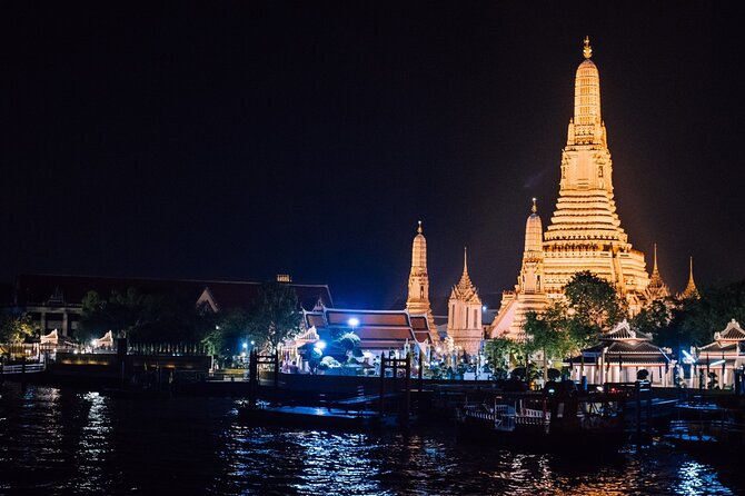 Bangkok Meridian Dinner Cruise From ICONSIAM - Service Excellence Commitment
