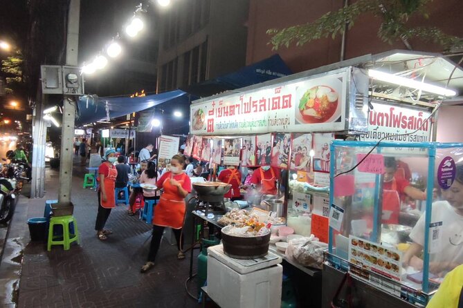 Bangkok: Michelin Guide Street Food Tour by Tuk Tuk - Common questions