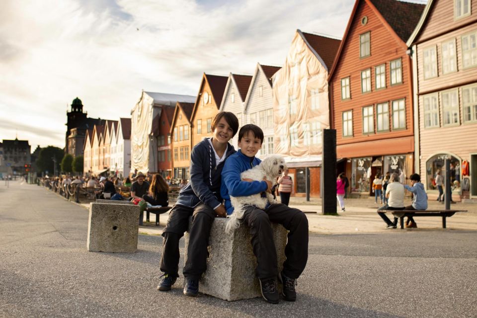 Bergen Past and Present: A Historical Walking Journey - Meeting Point Details