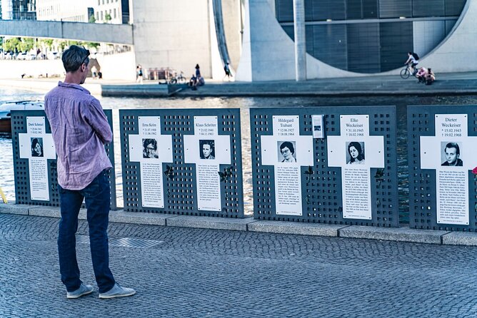 Berlin Wall & Cold War: Private Eye-Witness Black Van Half Day Tour - Common questions