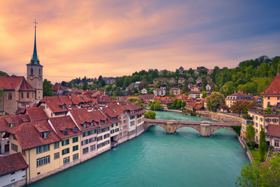 Bern: First Discovery Walk and Reading Walking Tour - Booking and Logistics