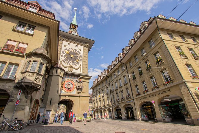 Bern Highlights Small-Group Walking Tour With a Local - Operational Details