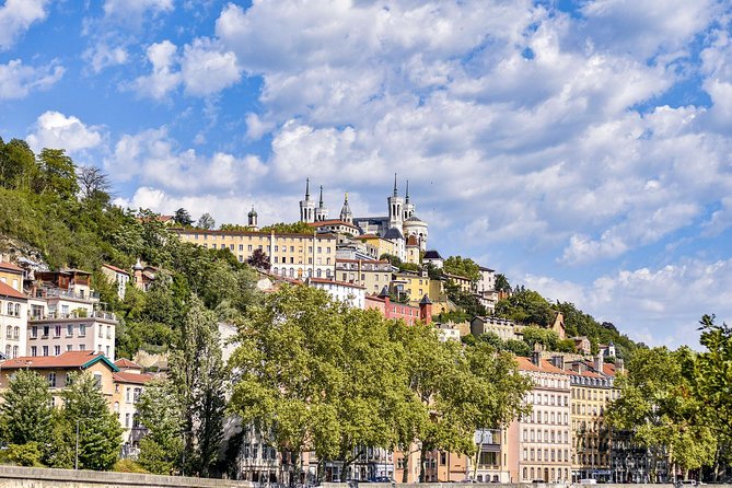Best Intro Tour of Lyon With a Local - Local Guide Experience