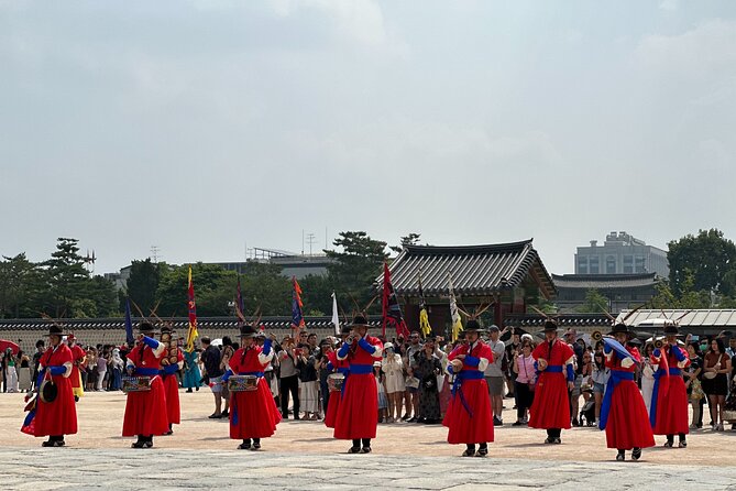 Best Things to Do - Half Day Seoul Trip (Seoul Palace & Temple) - Logistics and Meeting Points