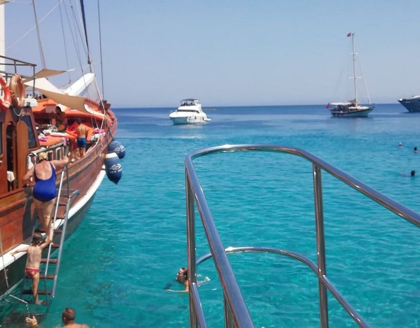 Bodrum: Boat Cruise With Lunch and Optional Hotel Transfer - Review Summary