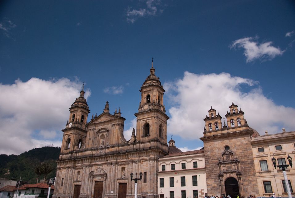 Bogotá: City Tour With Monserrate Hill - Tour Logistics