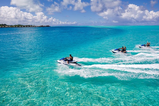 Bora Bora 4WD Tour Including Lunch at Lucky House & Jet Ski Tour - Customer Reviews and Guide Praise