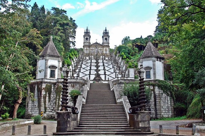 Braga and Guimaraes Small Group Tour With Lunch From Porto - Common questions