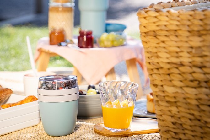 Breakfast Picnic for 2 at Lake Lucerne - Experience Expectations and Accessibility