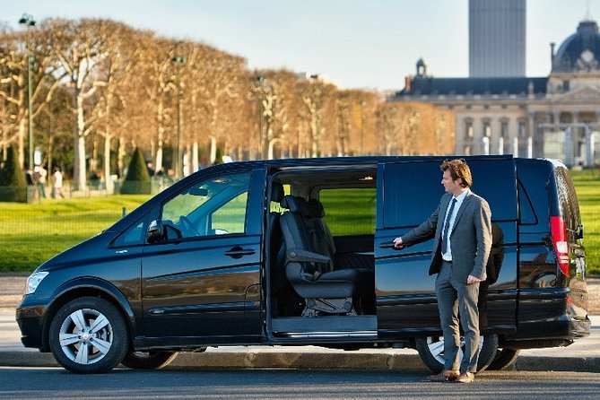 Brussels Airport Transfer (Bru) - From or to Bruges (Van 7 Pax) - Van Capacity