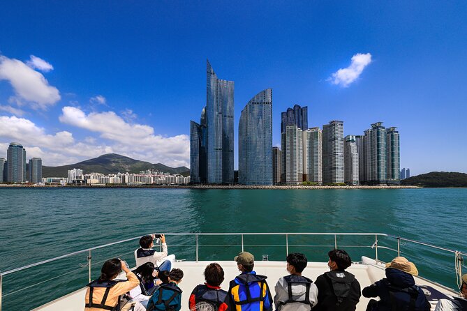 Busan Bliss: Panoramic Yacht & Urban Exploration - Tour Description