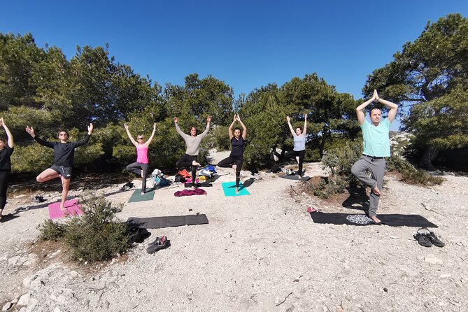 Calanques National Park Discovery Hike  - Marseille - Snacks and Brunch Included