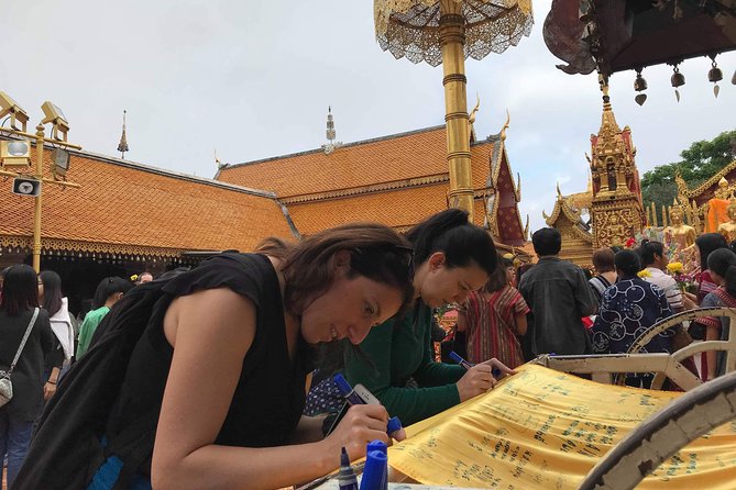 Chiang Rai Temples ( White,Blue )And Doi Suthep Private Day Tour - Customer Reviews