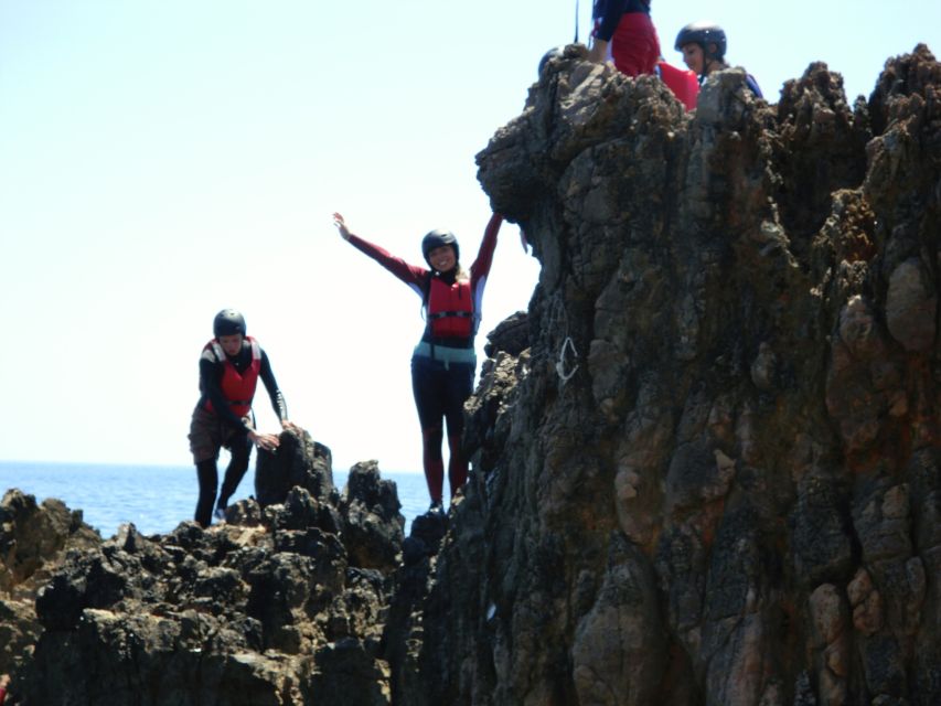 Coasteering Algarve: Cliff Jump, Swim & Climb in Sagres - Equipment Provided