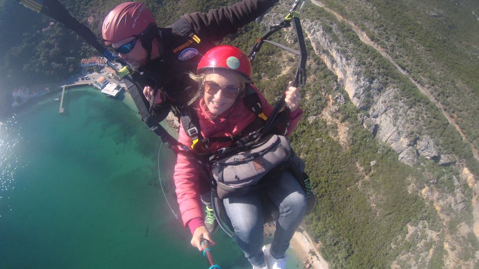 Costa De Caparica: Paragliding Tandem Flight - Group Size Limit