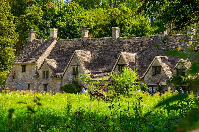 Cotswolds Village Private Car Tour and Photoshoot - Copyright Notice