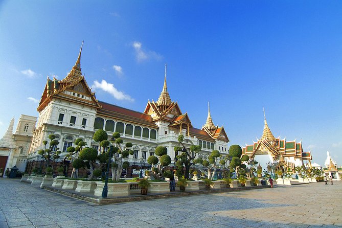 Damnern Saduak Floating Market, Grand Palace, Wat Phra Keo & Wat Pho - Directions to Must-See Sites