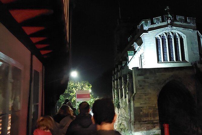 Dark History Walking Tour in Warwick - Photography Opportunities