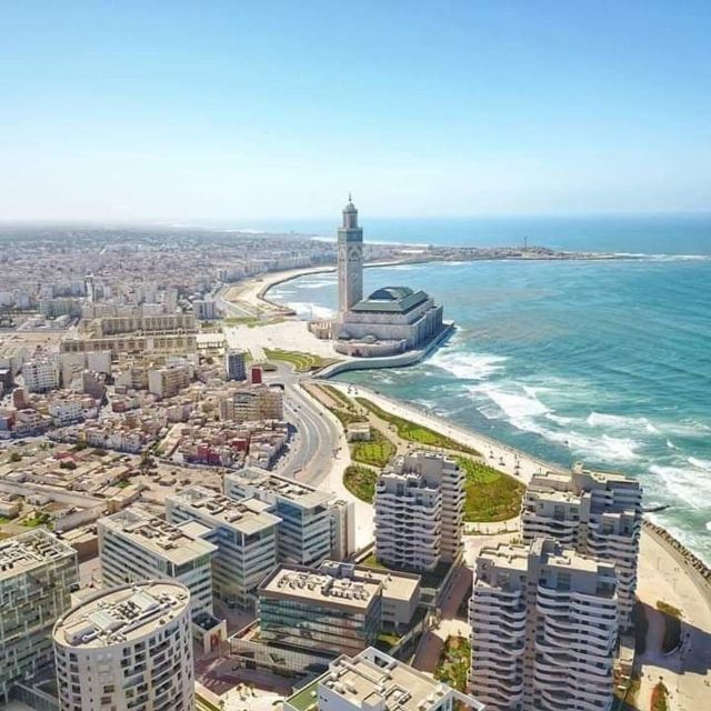 Day Trips From Marrakech to the Casablanca With the Sea - Cultural Experiences and Food Tastings