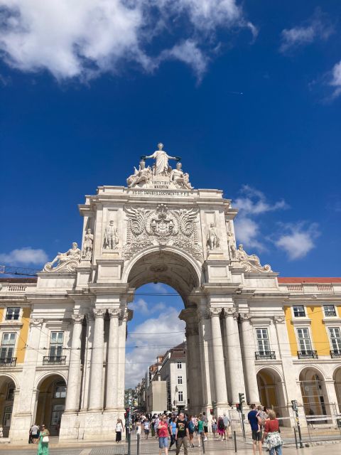 Decorative Arts Tour: Baixa De Lisboa - Background