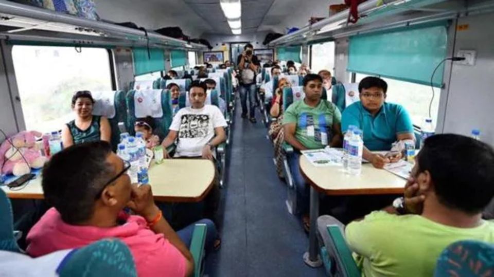 Delhi-Agra-Jaipur-varanarsi - Transfer by Express Train - Reviews