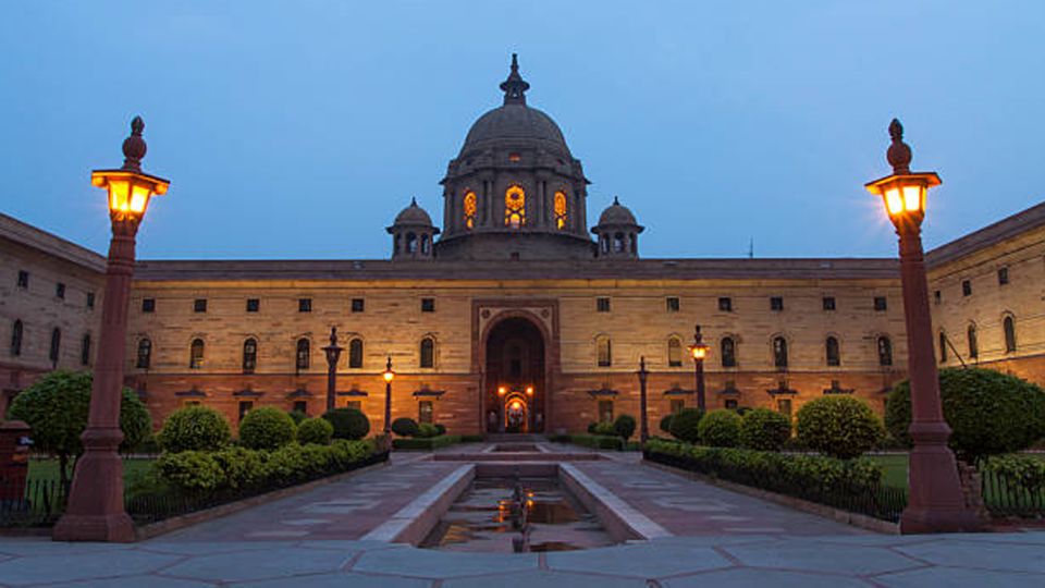 Delhi: Delhi Night/ Evening Tour by Car - 4hr - Common questions