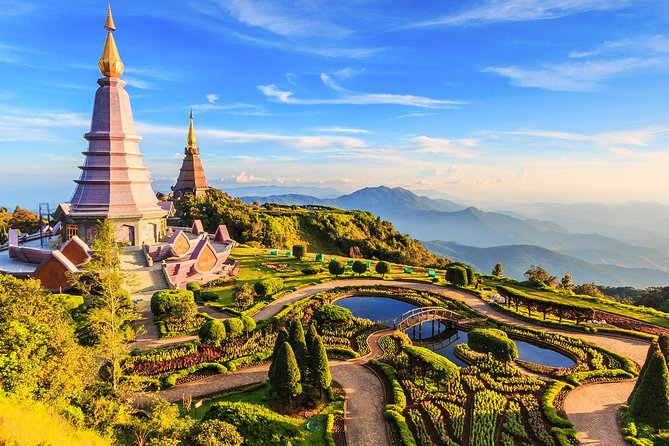 Doi Inthanon National Park 1-Day Tour With Nature Trail Trekking - Visitor Experiences and Scenery