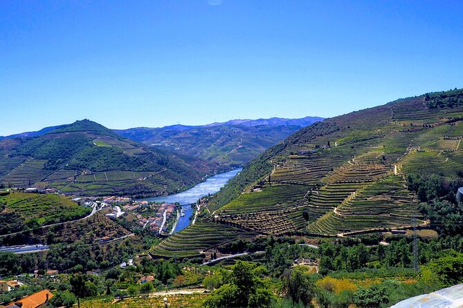 Douro Valley and Régua Panoramic Cruise With Lunch From Porto - Directions
