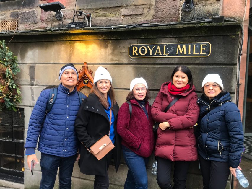 Edinburgh: Child-Friendly Tour With a Local Friend - Booking Process and Itinerary Flexibility