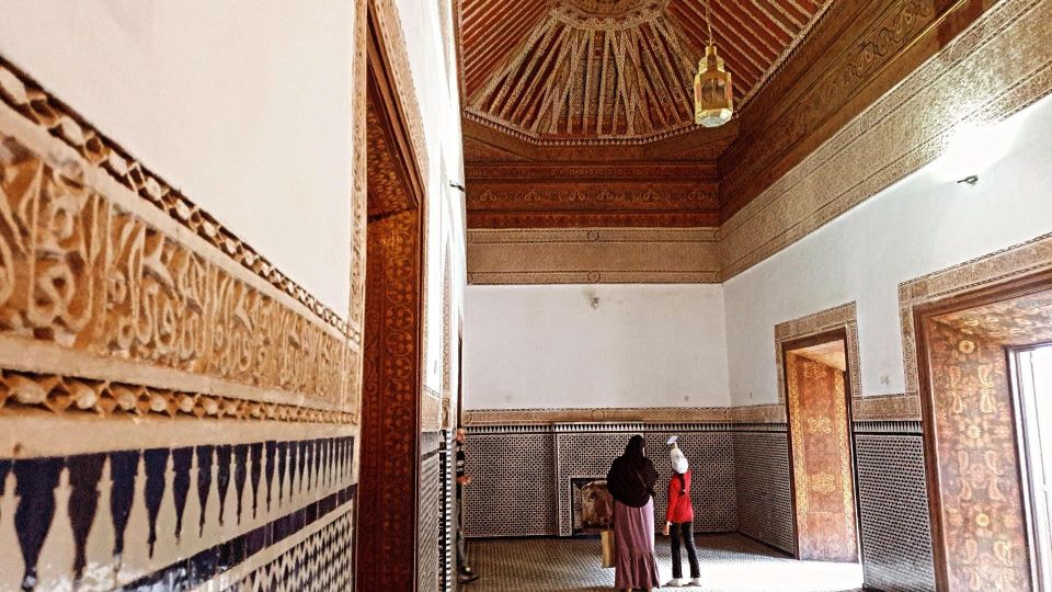 Essential Marrakech: A Guided Medina History & Culture Tour - Meeting Point and Reviews