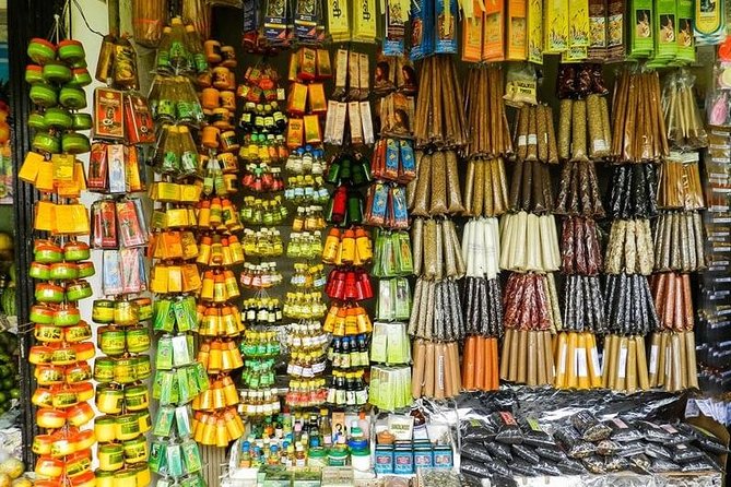 Evening Tour at the Last Kingdom of Sri Lanka, Kandy - Common questions