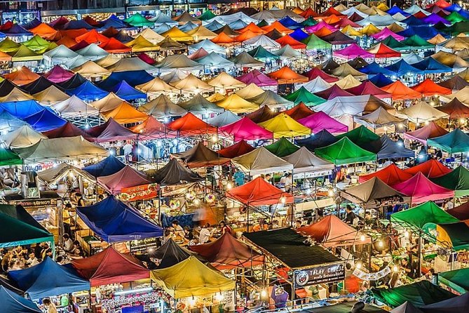 Experience Typical Thailand at Night With Streetfood Dinner & Foot Massage - Tips for a Memorable Experience