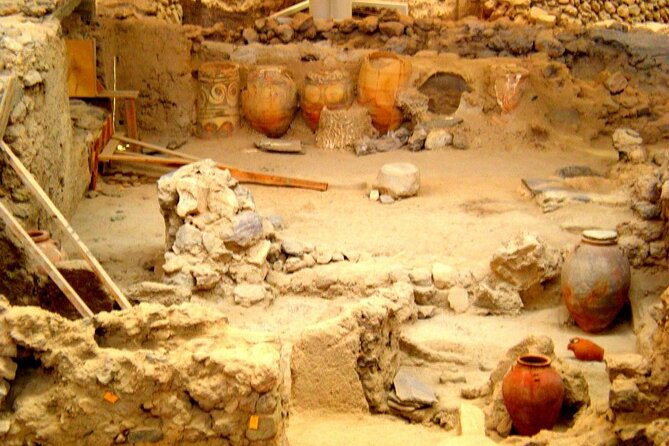 Explore Akrotiri GroupTour - Accessibility Information