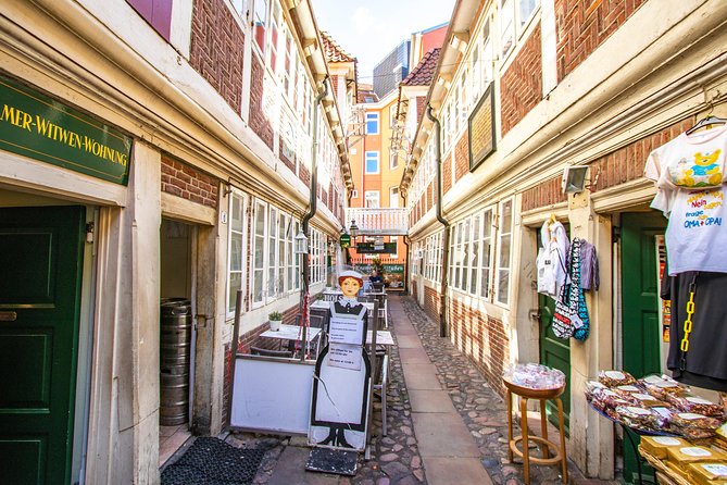 Explore the Instaworthy Spots of Hamburg With a Local - Photography Tips