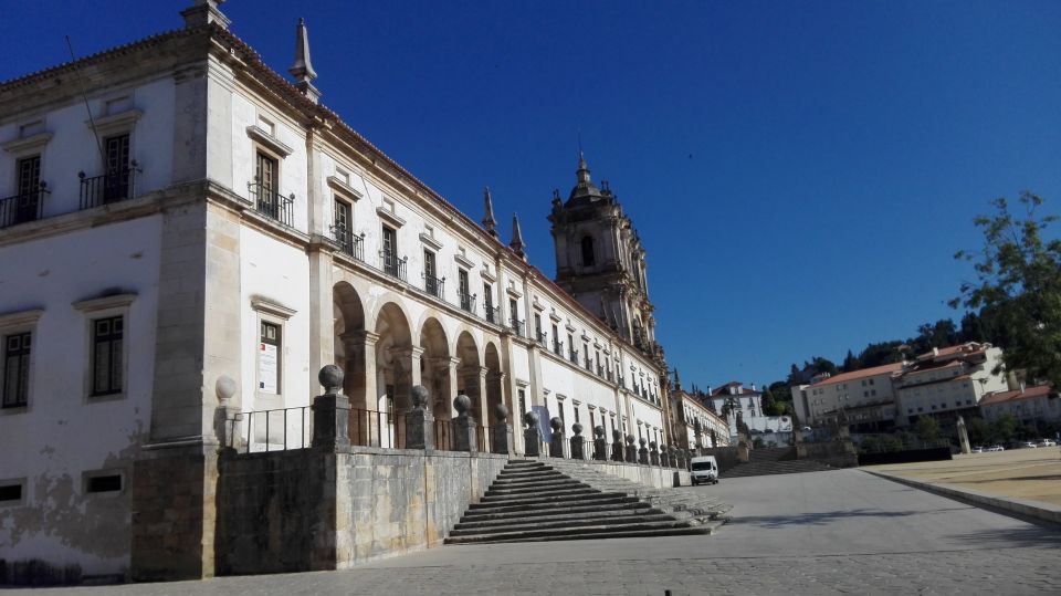 Fátima, Batalha, Alcobaça, Nazaré and Óbidos Private Tour - Pickup Locations