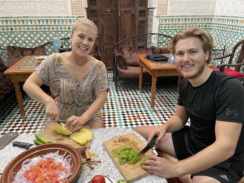 Fez Souk Tour & Traditional Home Cooking - Instructor Proficiency