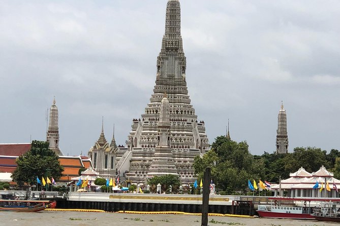 Flexi Walking Grand Palace and Temple Tour With Local Transport - Traveler Reviews