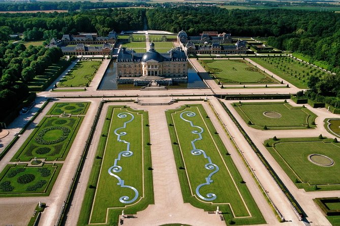 Fontainebleau, Barbizon and Vaux Le Vicomte - Day Trip From Your Hotel in Paris - Common questions