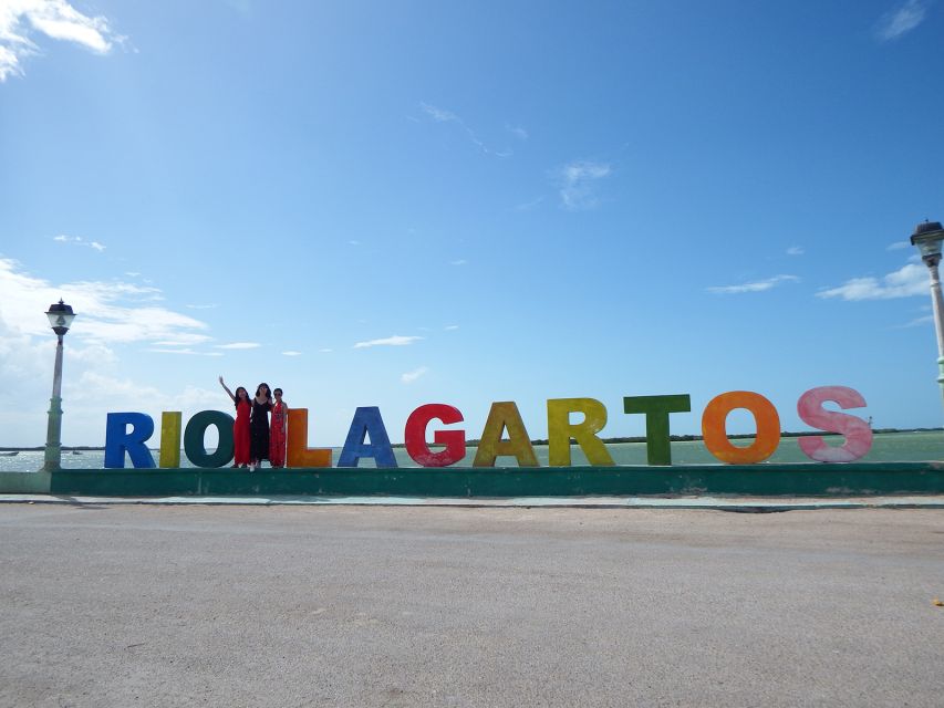 From Cancún: Day Trip to Las Coloradas Pink Lakes - Service