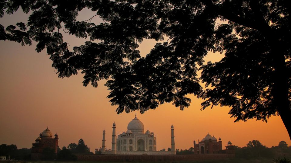 From Delhi : Taj Mahal Sunrise Tour All Inclusive - Historical Background and Monuments