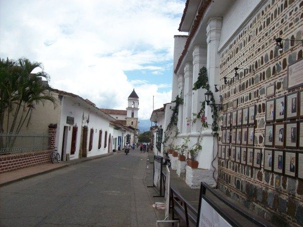 From Medellín: Private Santa Fe De Antioquia Tour - Overall Summary