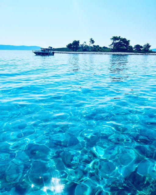 From Split: Speedboat Blue Lagoon & NečUjam ŠOlta Private - Tour Specifics