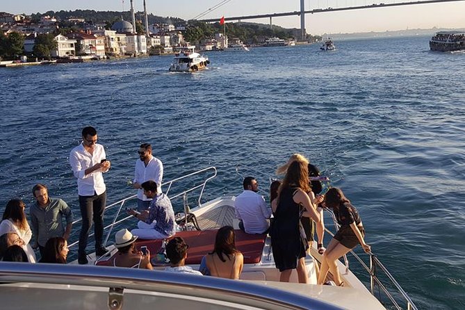 Full-Day Istanbul Tour With Bosphorus Sightseeing Cruise - Common questions