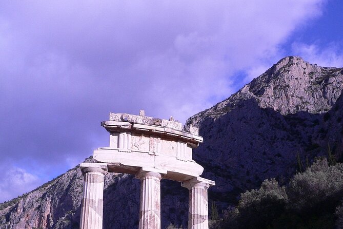 Full Day Tour Of Delphi and Arachova - Return Journey